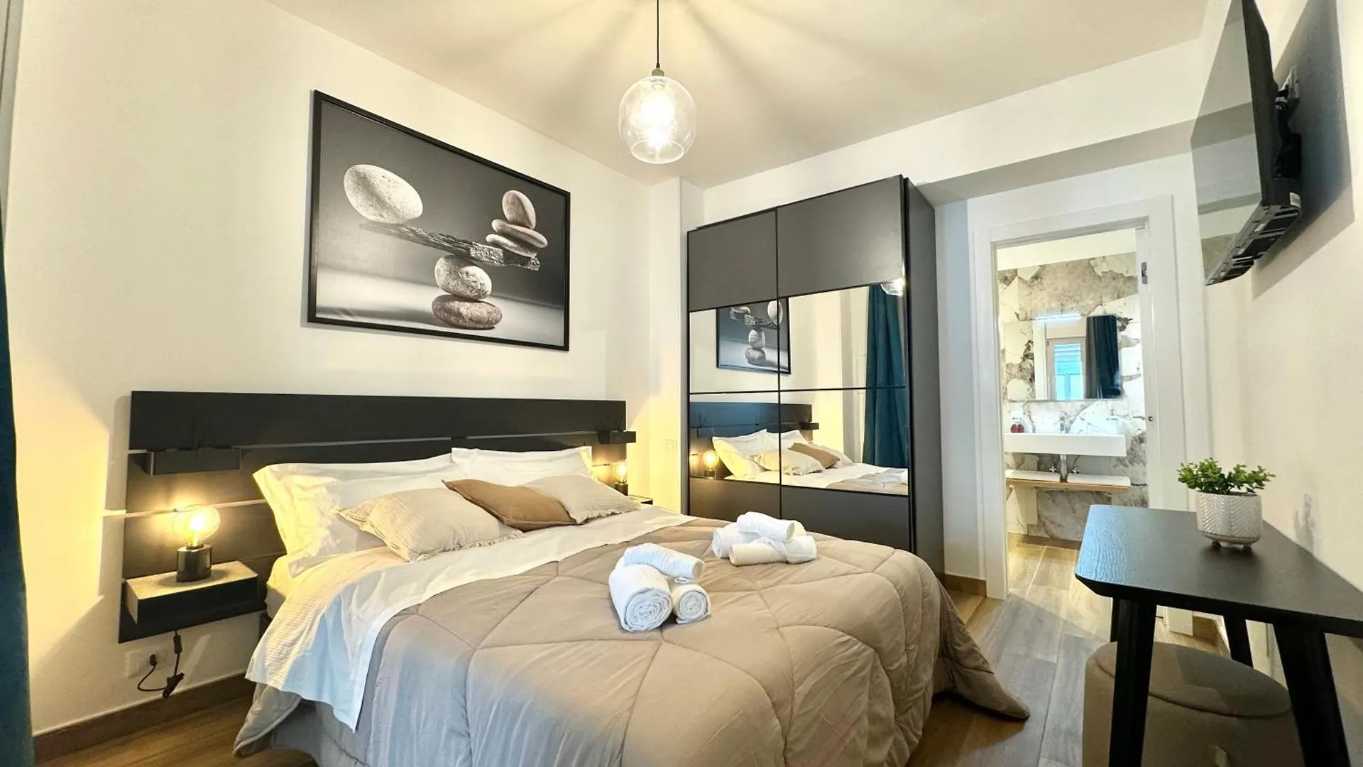 Saint Peter Rome - Luxury Apartments With 24H Guarded Parking