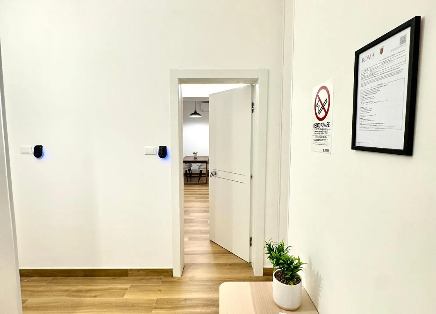 Saint Peter Rome - Luxury Apartments With 24H Guarded Parking Italy