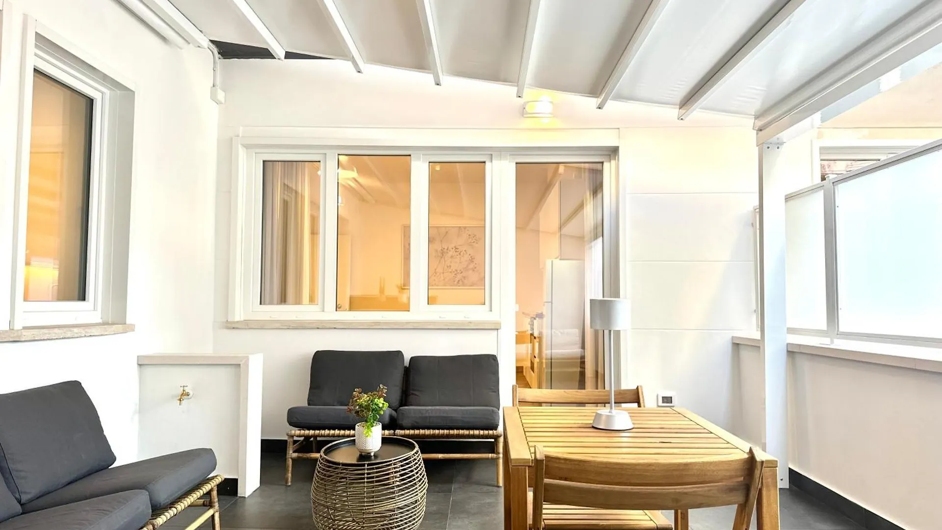 Saint Peter Rome - Luxury Apartments With 24H Guarded Parking Italy