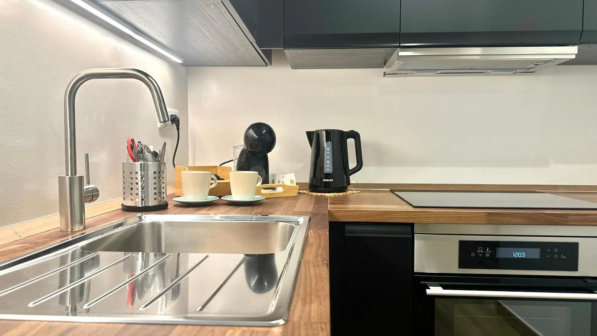 Saint Peter Rome - Luxury Apartments With 24H Guarded Parking 0*,