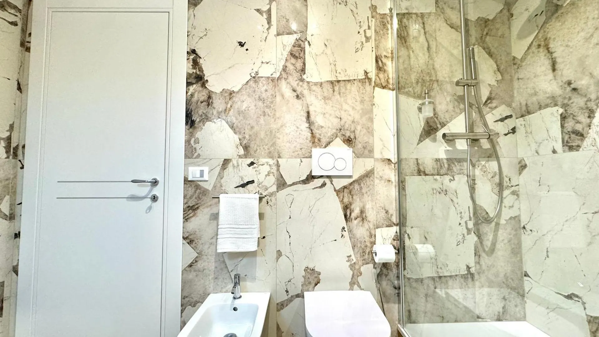 Saint Peter Rome - Luxury Apartments With 24H Guarded Parking