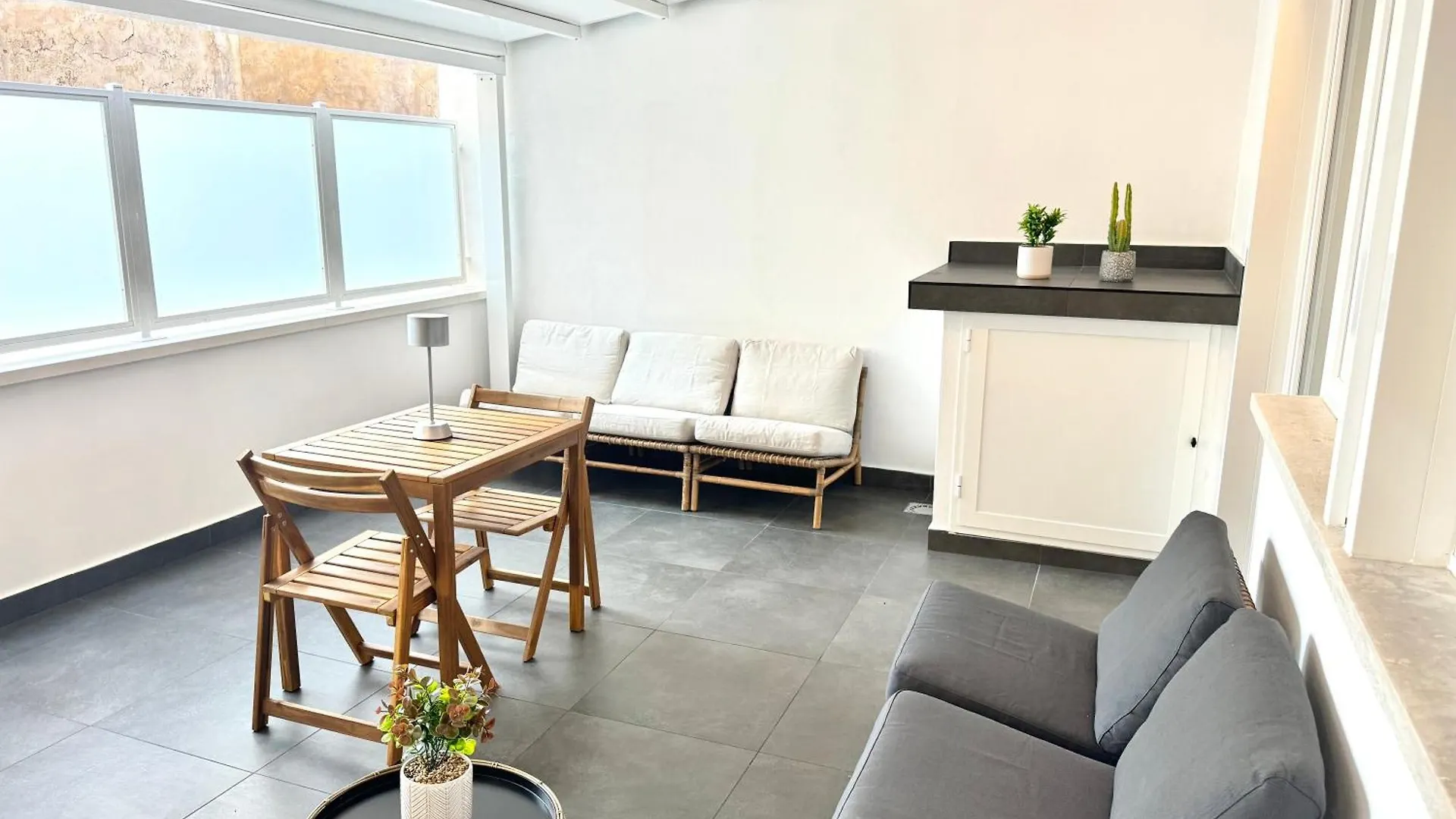 Saint Peter Rome - Luxury Apartments With 24H Guarded Parking 0*,