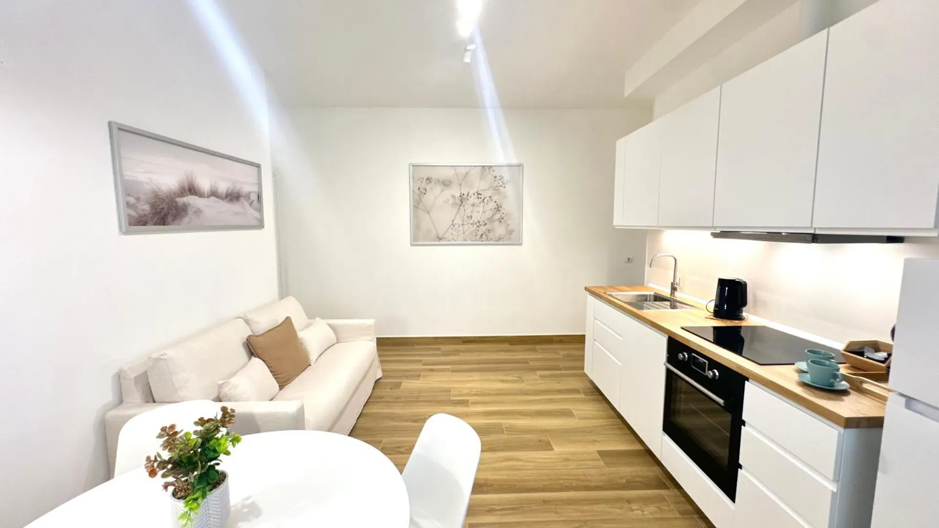 Saint Peter Rome - Luxury Apartments With 24H Guarded Parking