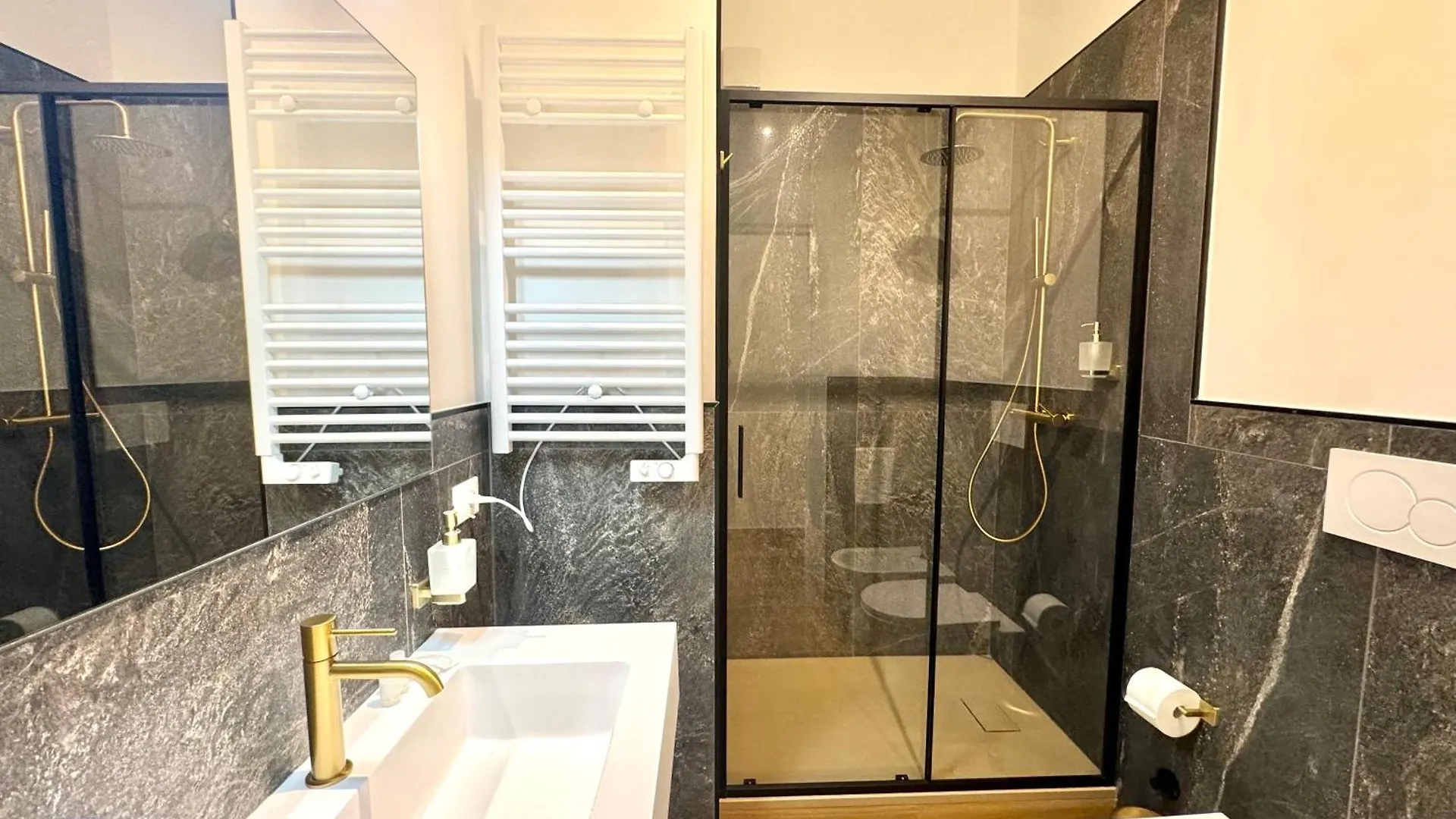 Saint Peter Rome - Luxury Apartments With 24H Guarded Parking